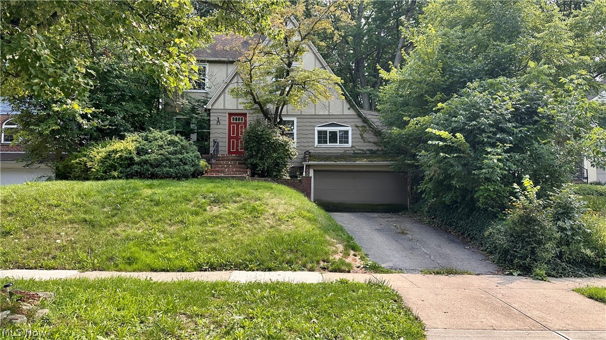 3582 Meadowbrook Boulevard University Heights OH 44118
