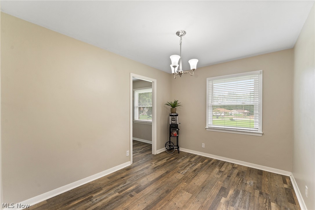 309 North Road SE Warren OH 44484
