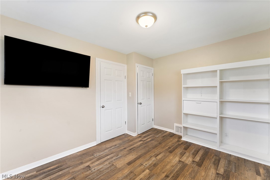 309 North Road SE Warren OH 44484