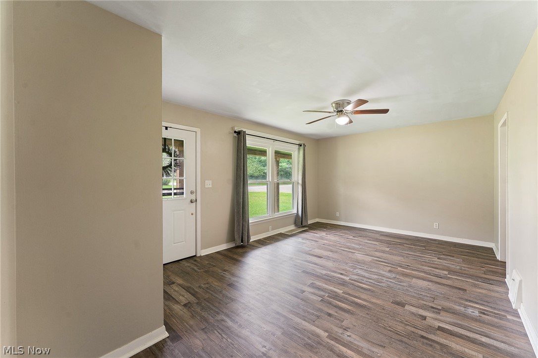 309 North Road SE Warren OH 44484