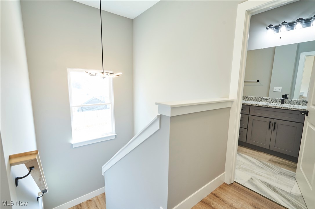 V/l 10 Norton Drive Madison OH 44057