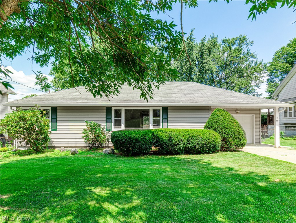 335 E Huston Street Barberton OH 44203