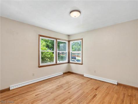 335 E Huston Street Barberton OH 44203