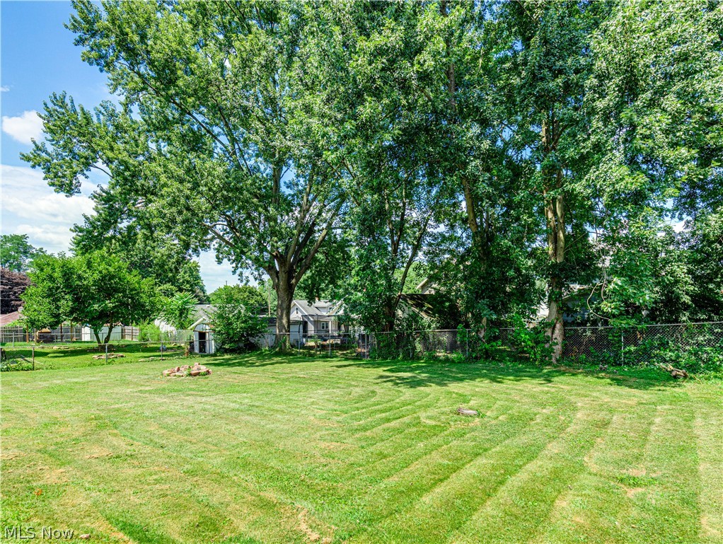 335 E Huston Street Barberton OH 44203
