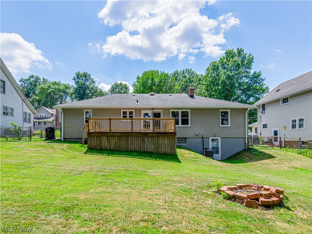 335 E Huston Street Barberton OH 44203