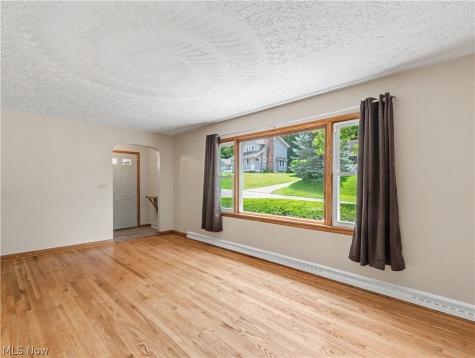 335 E Huston Street Barberton OH 44203