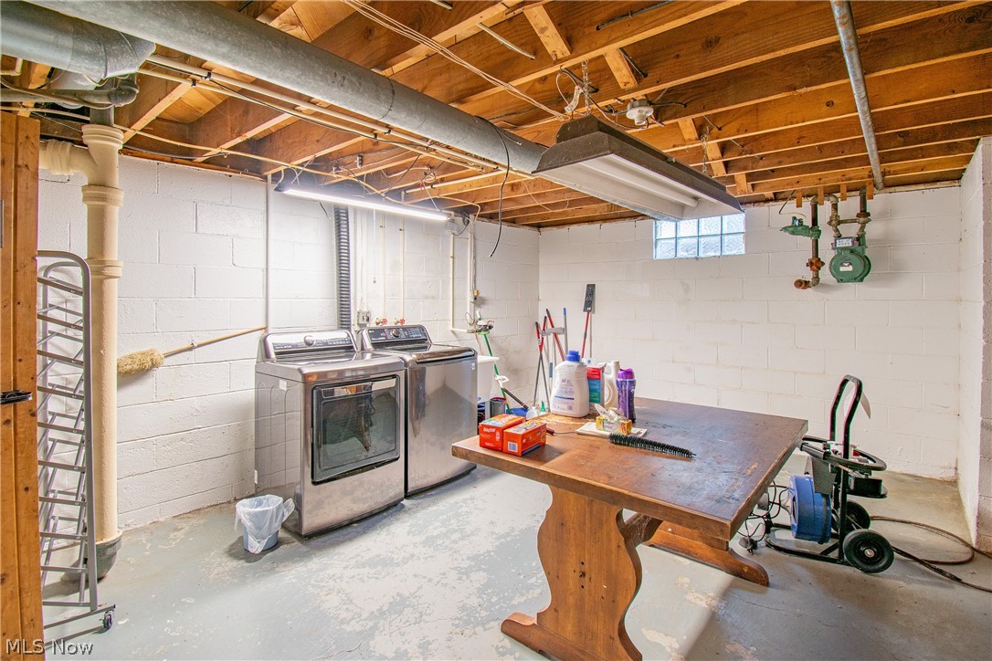 427 W Sunset Drive Rittman OH 44270