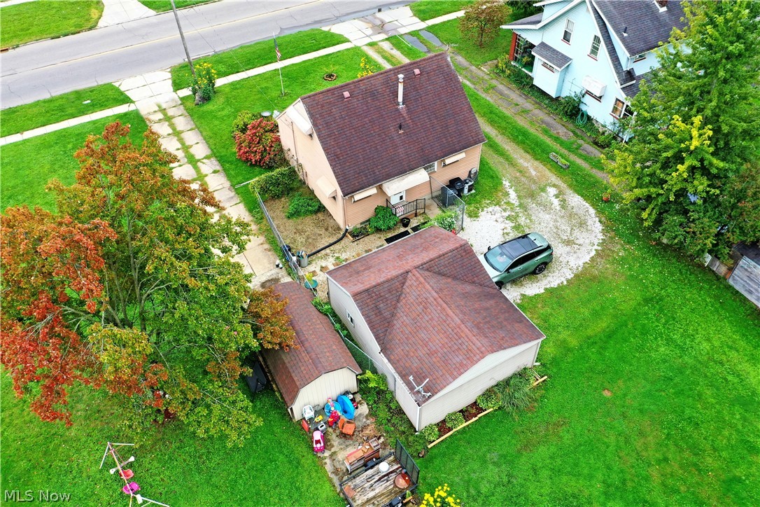 2130 Parkman Road NW Warren OH 44485