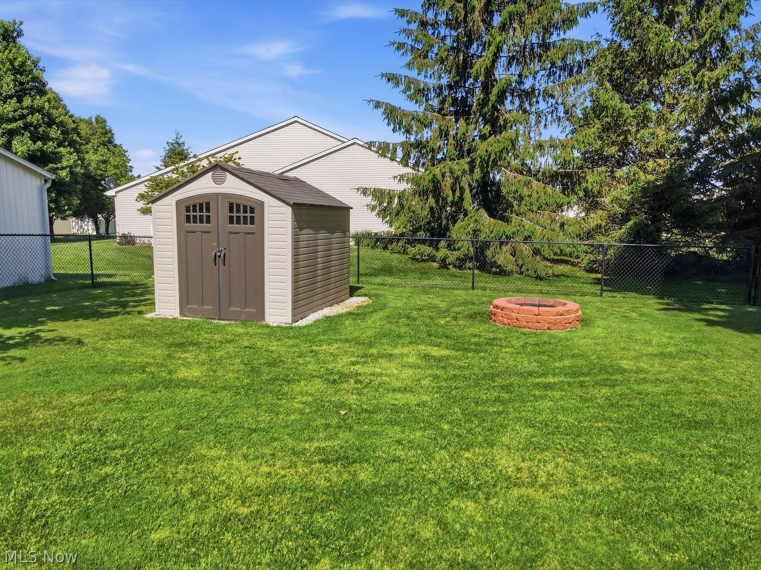 38327 Sheerwater Lane Willoughby OH 44094