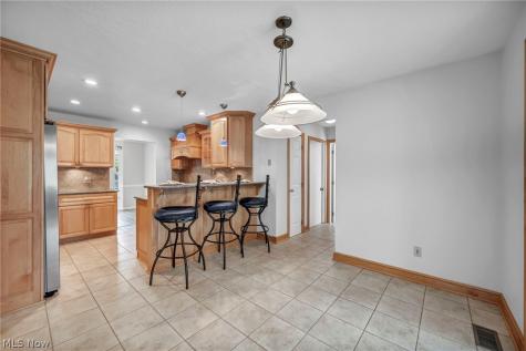 1256 Waterbury Drive Medina OH 44256