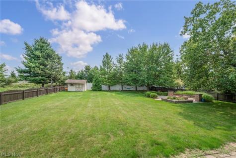 1256 Waterbury Drive Medina OH 44256