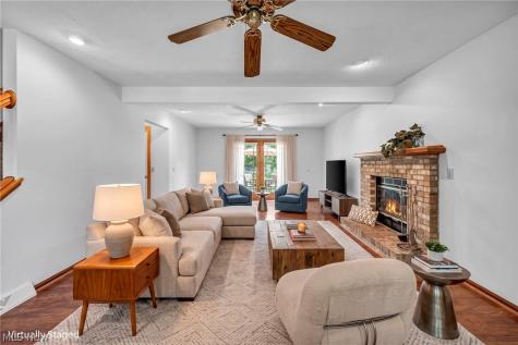 1256 Waterbury Drive Medina OH 44256
