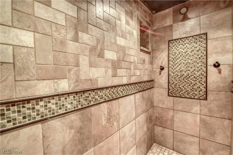 36388 Sunset Drive Eastlake OH 44095