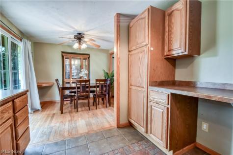 36388 Sunset Drive Eastlake OH 44095