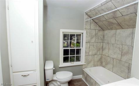 1207 Colonial Boulevard NE Canton OH 44714