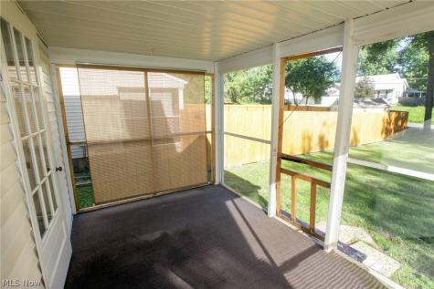 1207 Colonial Boulevard NE Canton OH 44714