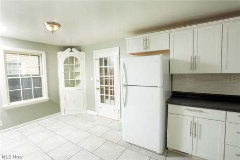 1207 Colonial Boulevard NE Canton OH 44714