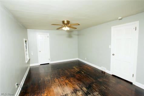 1207 Colonial Boulevard NE Canton OH 44714