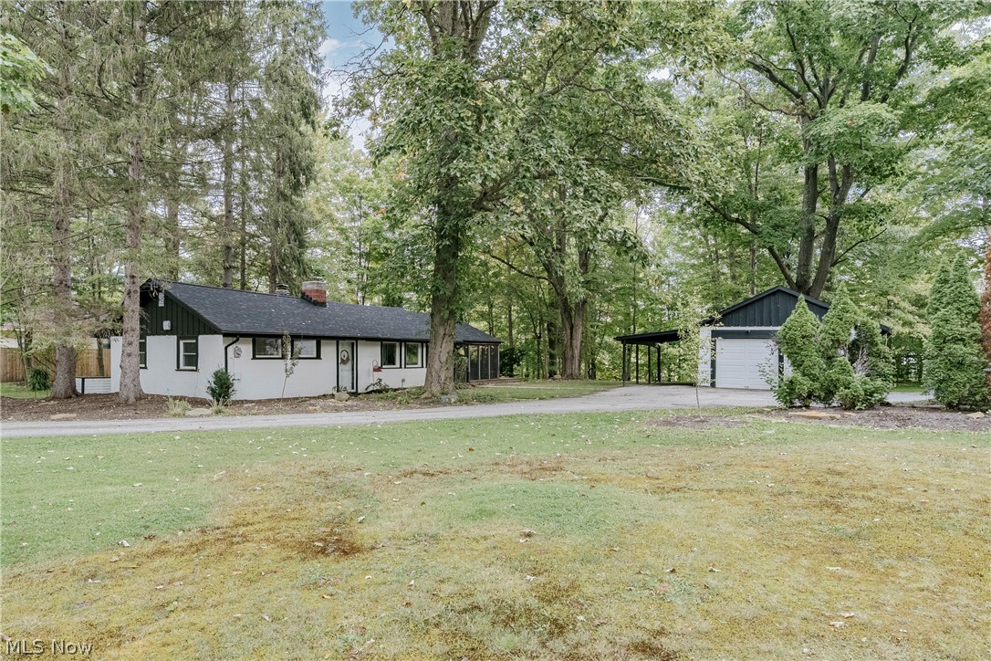 18535 Geauga Lake Road Chagrin Falls OH 44023