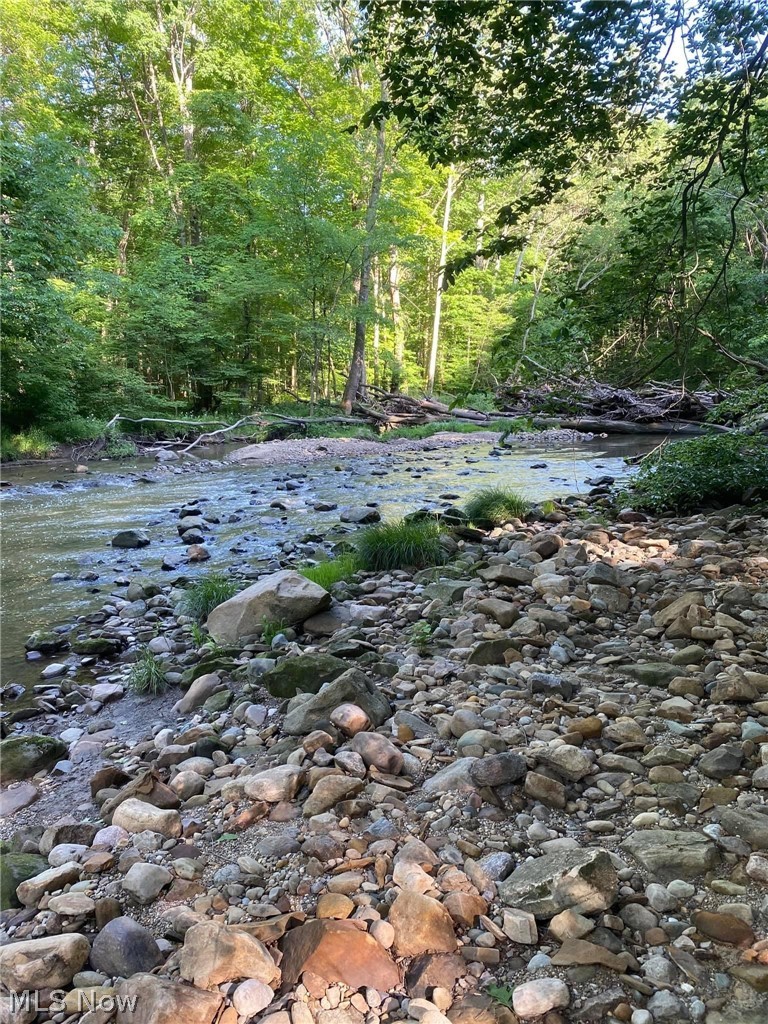 18535 Geauga Lake Road Chagrin Falls OH 44023