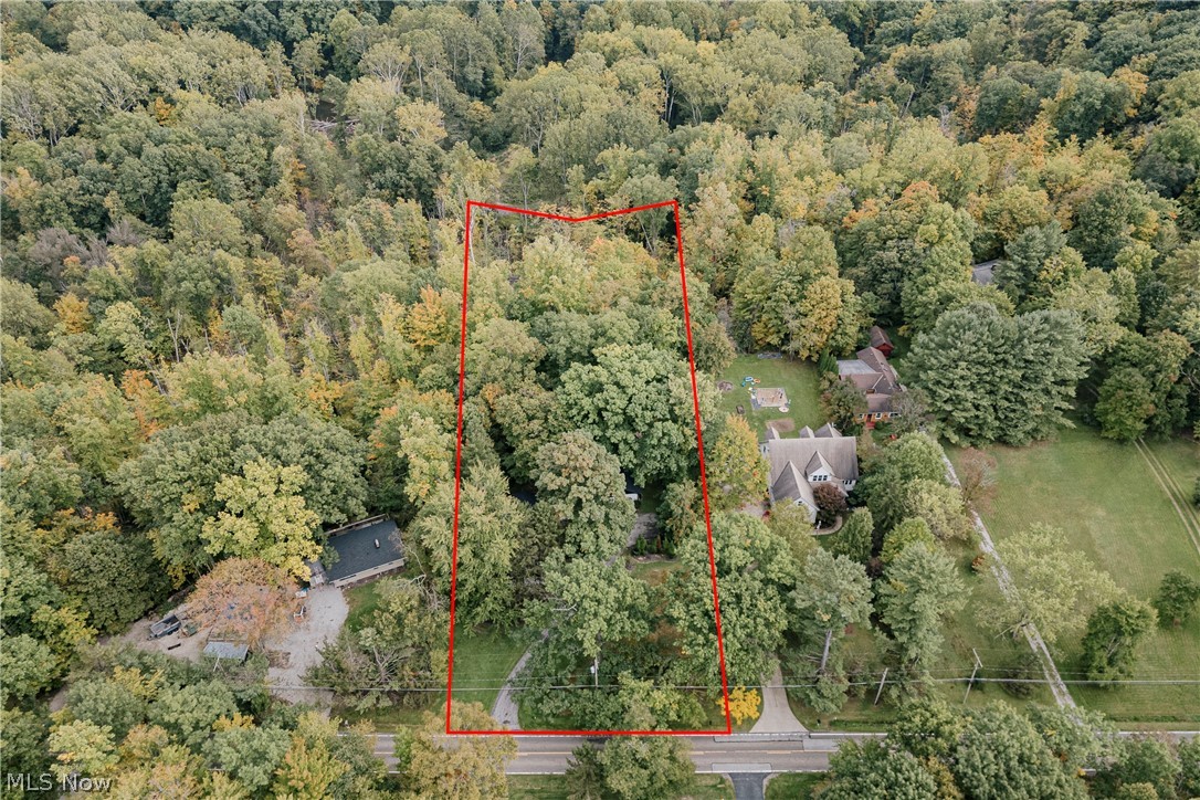 18535 Geauga Lake Road Chagrin Falls OH 44023