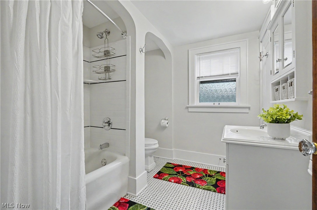 1508 Falls Avenue Cuyahoga Falls OH 44223