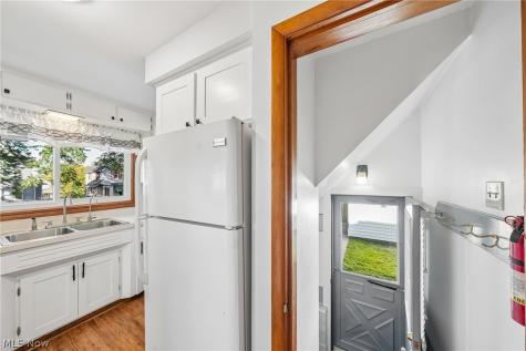 211 23rd Street NW Barberton OH 44203