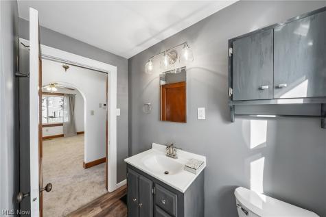 211 23rd Street NW Barberton OH 44203