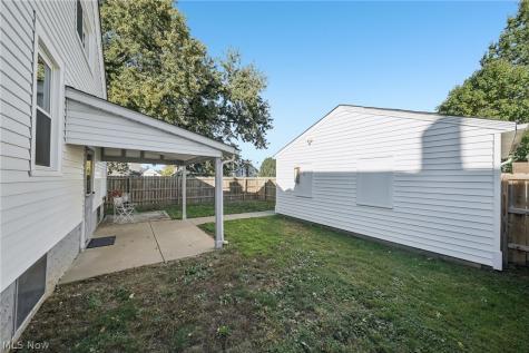 211 23rd Street NW Barberton OH 44203