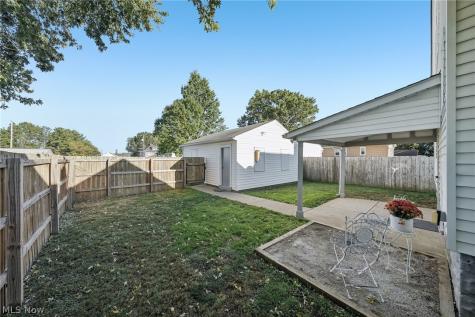 211 23rd Street NW Barberton OH 44203