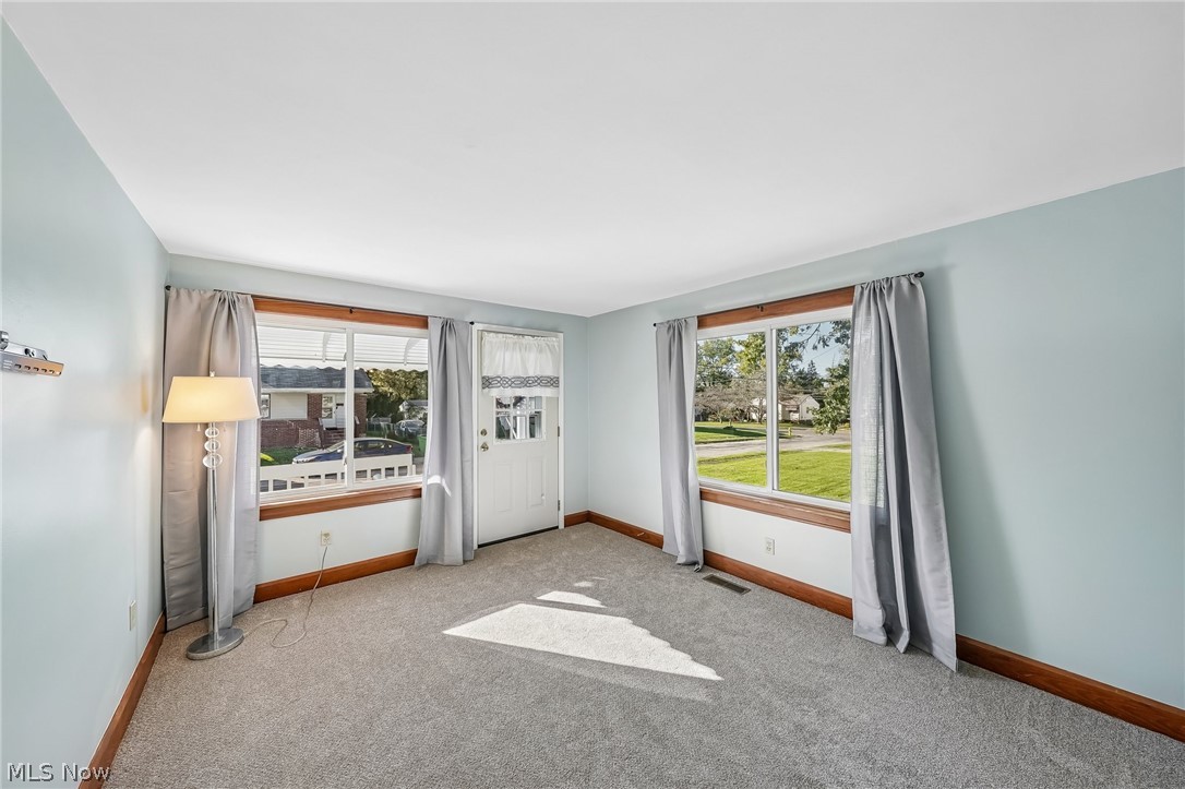 211 23rd Street NW Barberton OH 44203