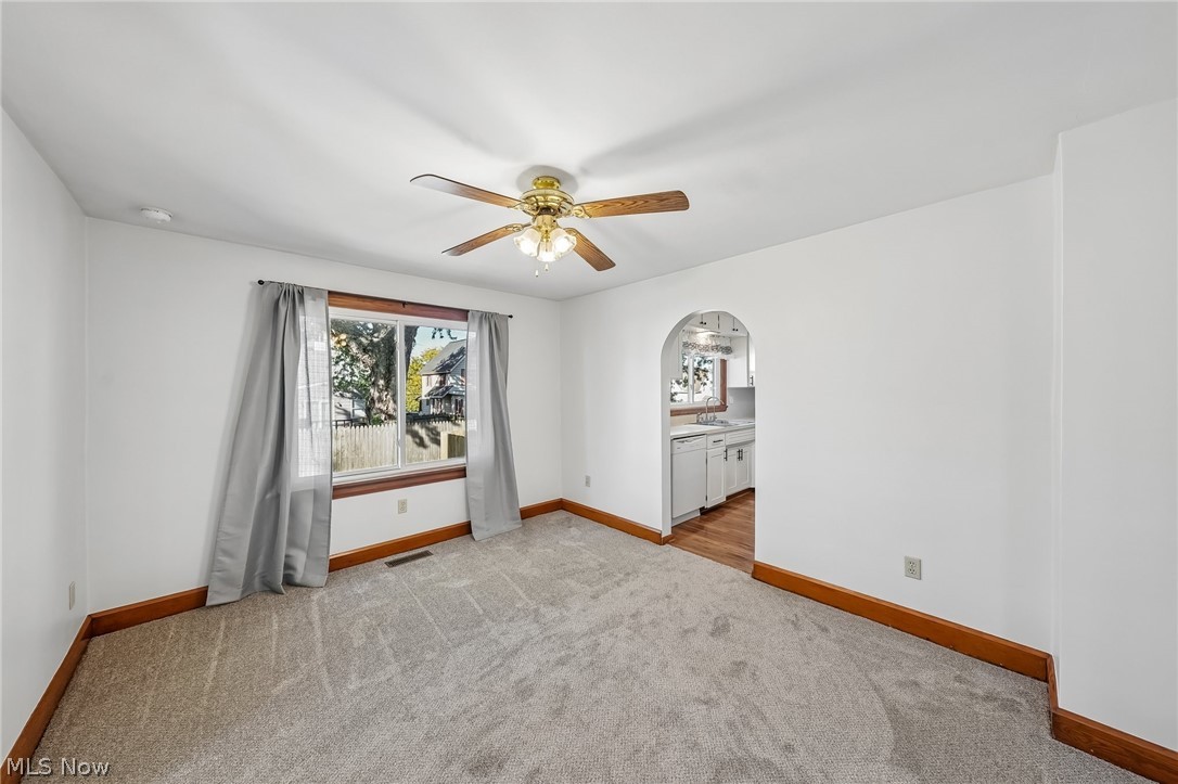 211 23rd Street NW Barberton OH 44203