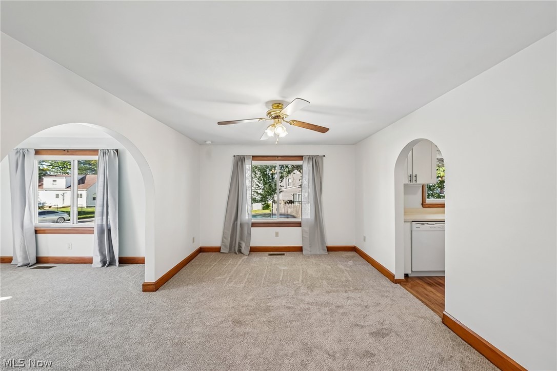 211 23rd Street NW Barberton OH 44203