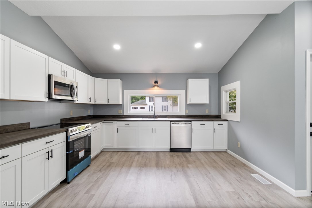 766 E Summit Alliance OH 44601