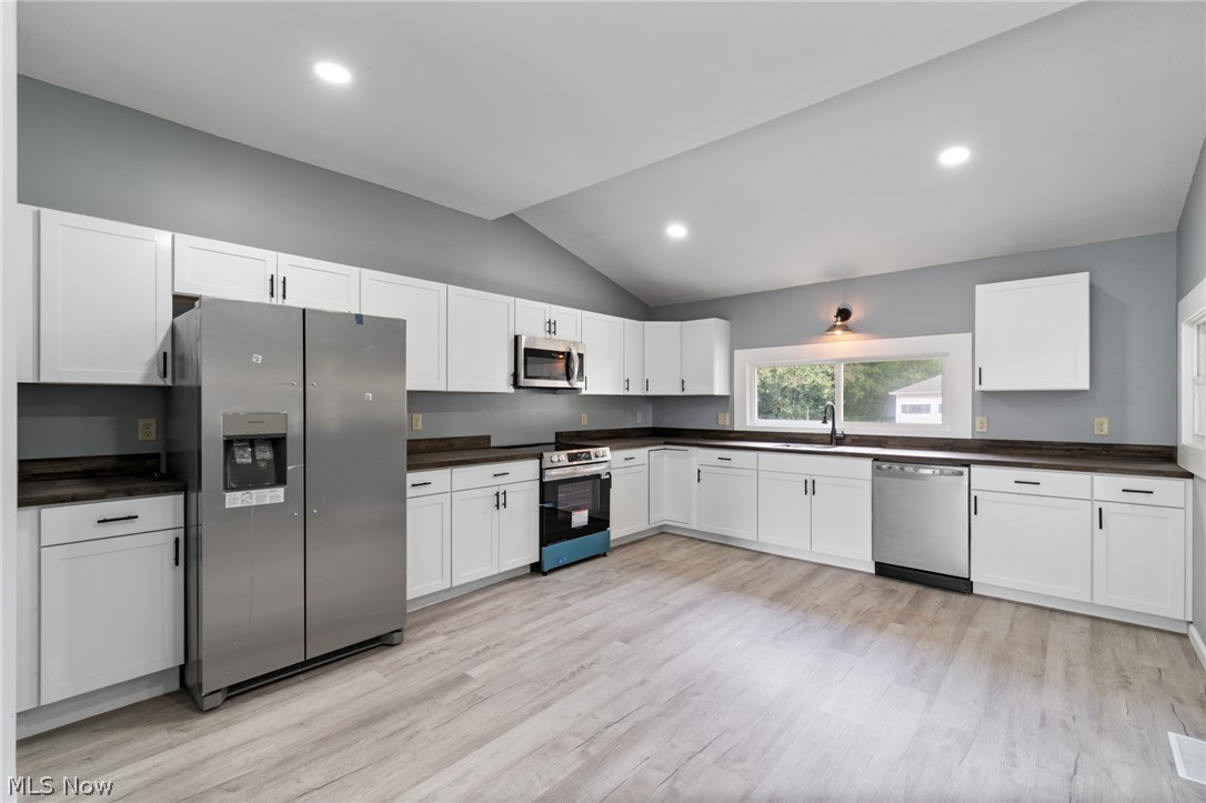 766 E Summit Alliance OH 44601