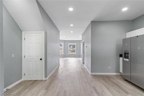766 E Summit Alliance OH 44601