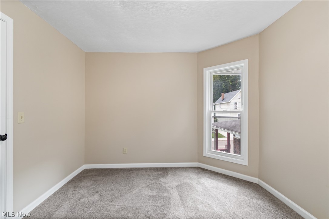 766 E Summit Alliance OH 44601