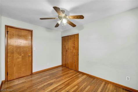 3323 Dellwood Drive Parma OH 44134
