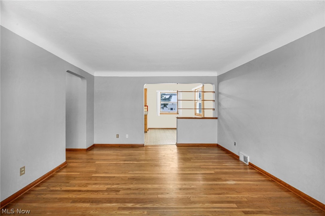 3323 Dellwood Drive Parma OH 44134