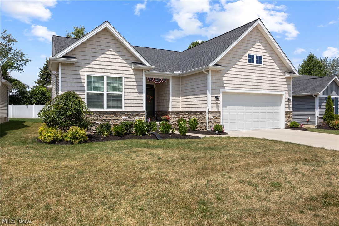 109 W Spring Drive Elyria OH 44035