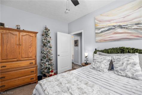 109 W Spring Drive Elyria OH 44035
