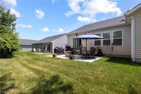109 W Spring Drive Elyria OH 44035