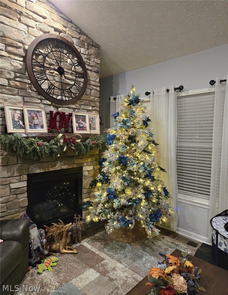 109 W Spring Drive Elyria OH 44035