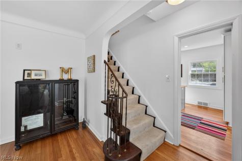 2623 Charney Road University Heights OH 44118