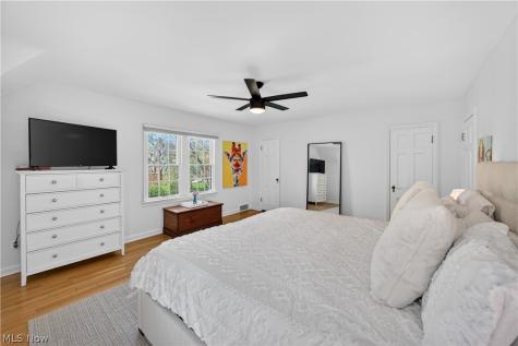 2623 Charney Road University Heights OH 44118
