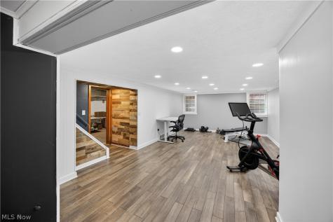 2623 Charney Road University Heights OH 44118
