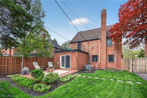 2623 Charney Road University Heights OH 44118