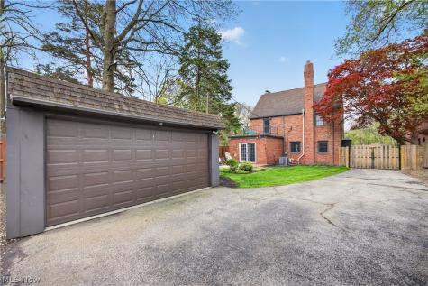 2623 Charney Road University Heights OH 44118