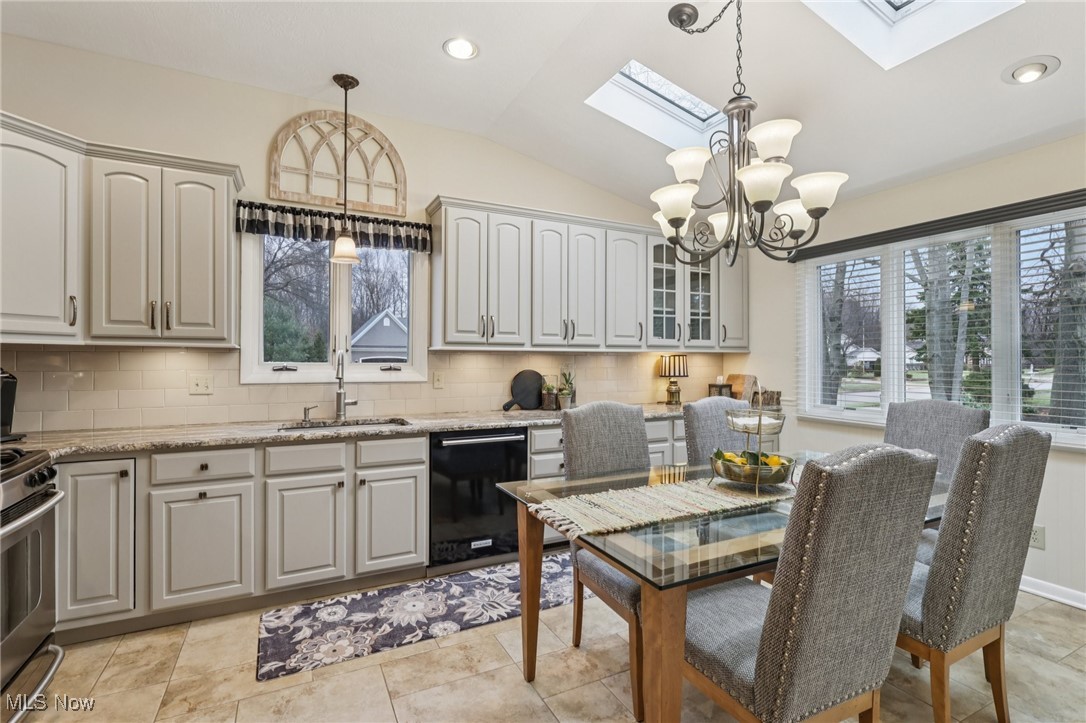 603 Davidson Drive Highland Heights OH 44143