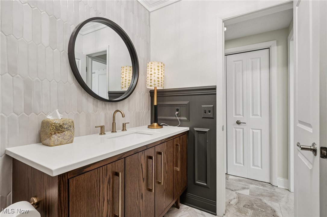 603 Davidson Drive Highland Heights OH 44143